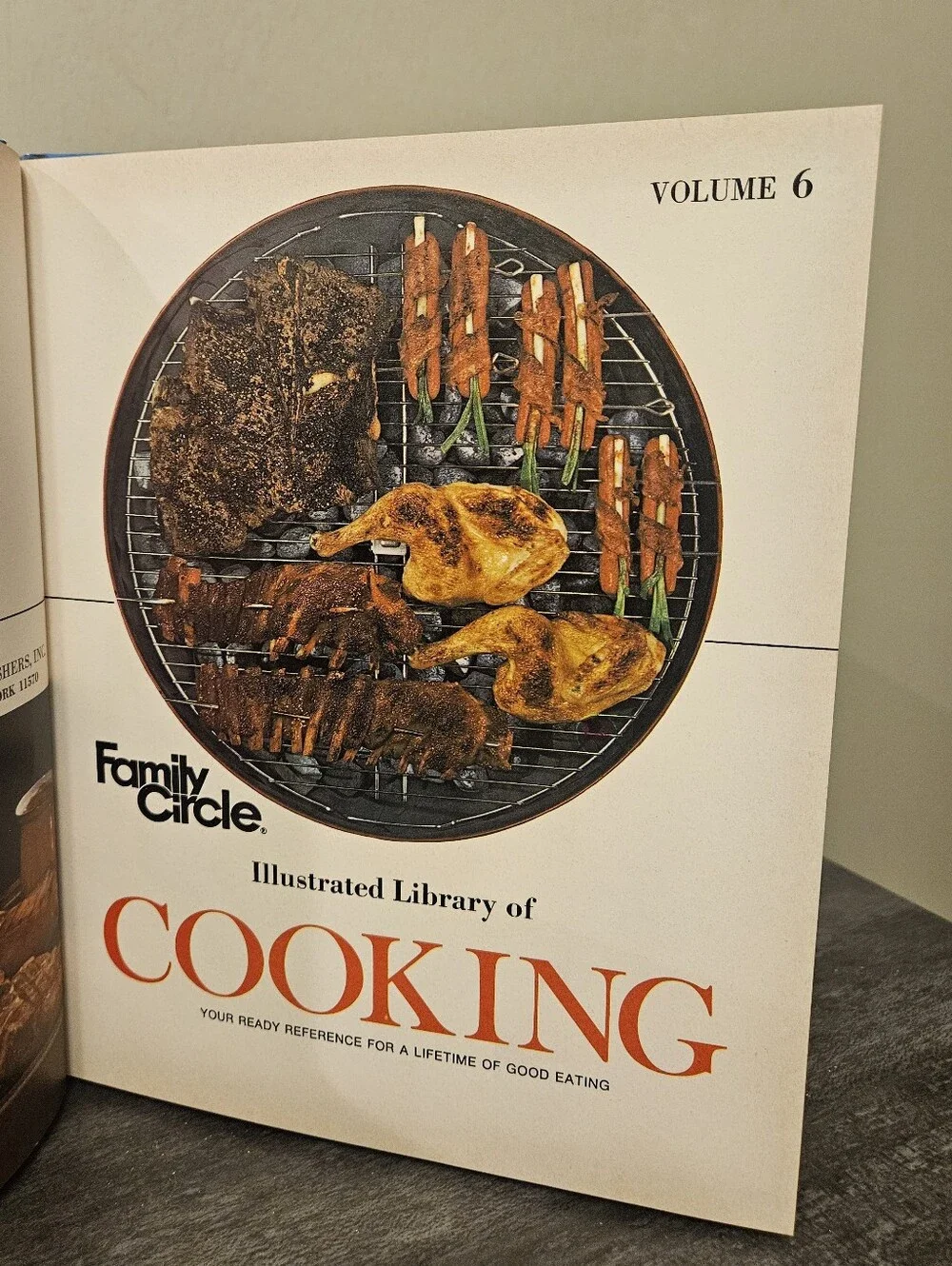 Vintage 1972 Family Circle Illustrated Library of Cooking Volume 6 Hardcover